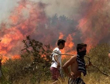 Υπό έλεγχο η φωτιά στην Κερατέα
